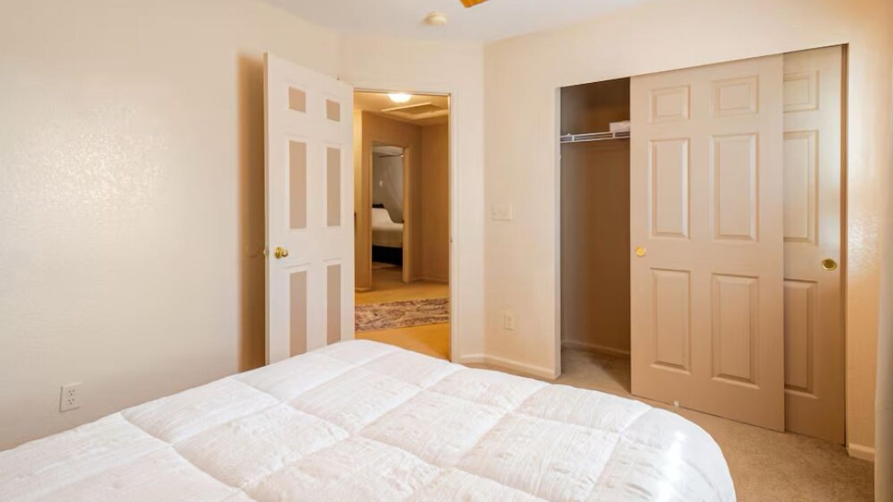 Photo of Bedroom in Green Valley Ranch