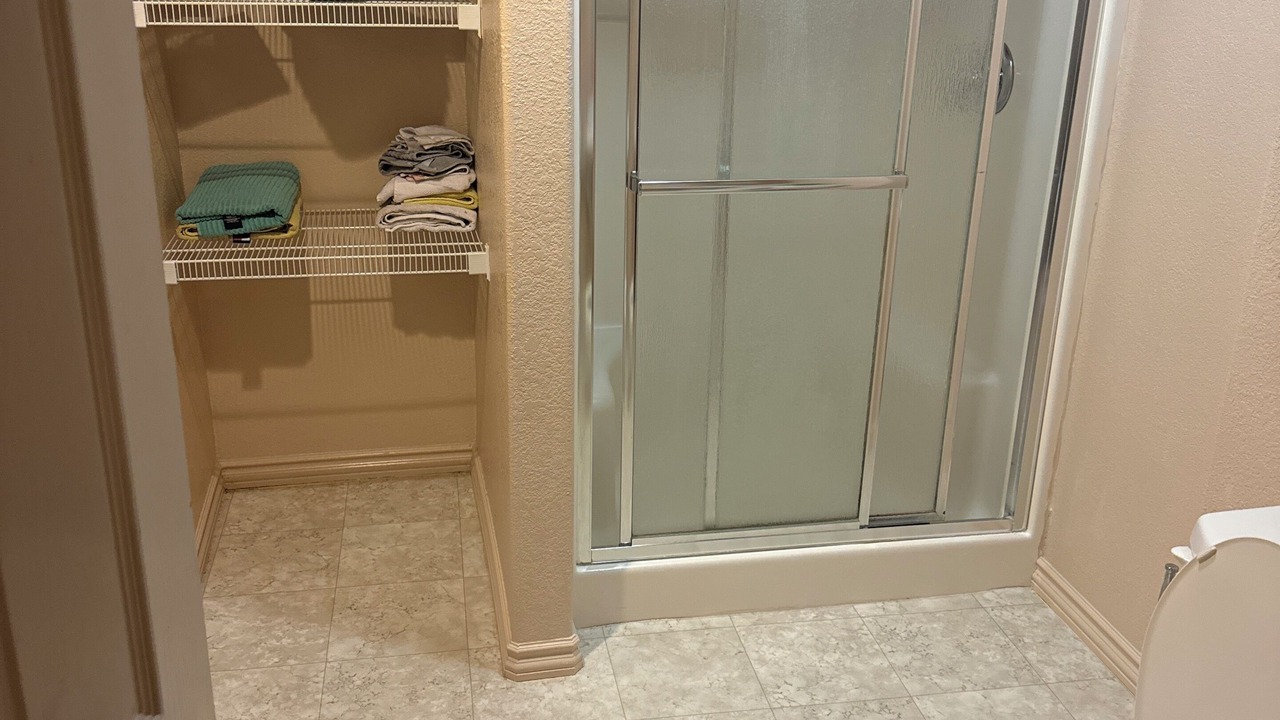 Photo of Bathroom in Green Valley Ranch