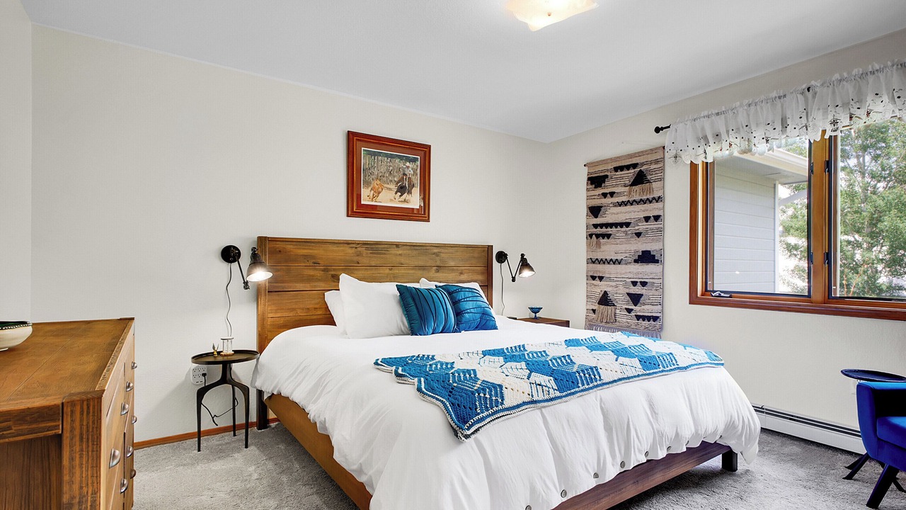 Photo of Bedroom in Shawnee