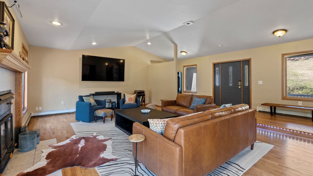 Photo of Livingroom in Shawnee