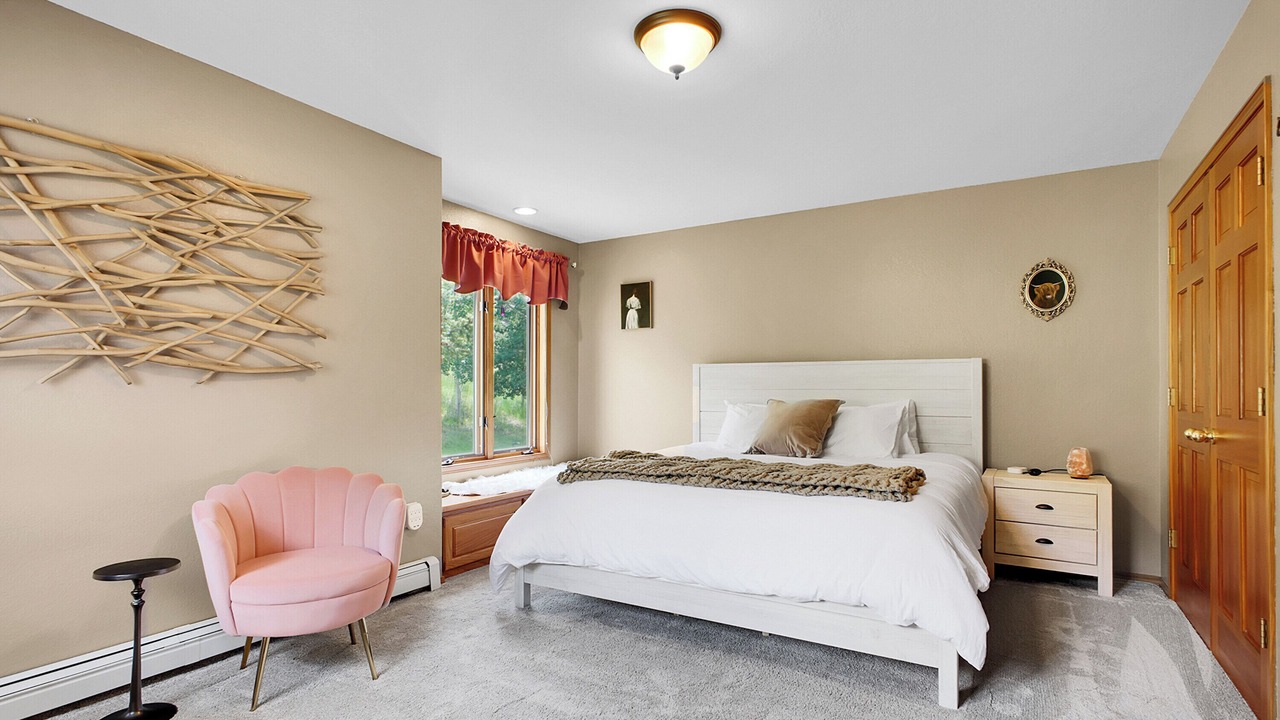 Photo of Bedroom in Shawnee