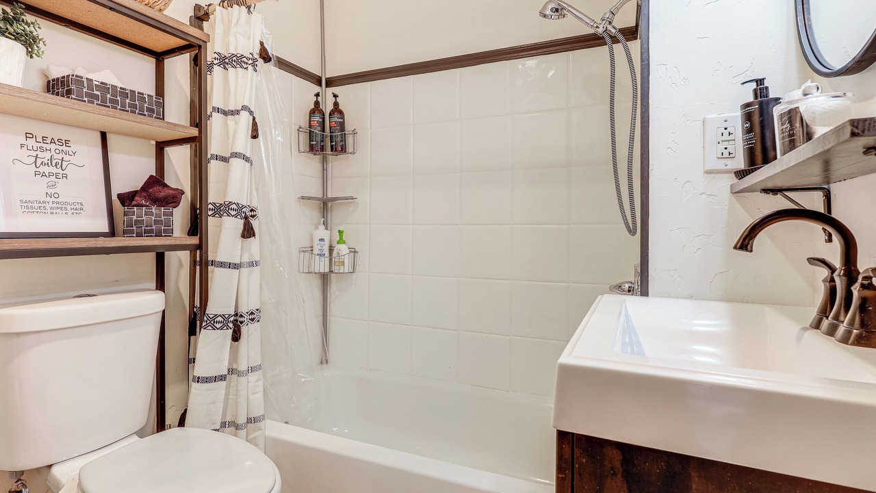 Photo of Bathroom in Canon City