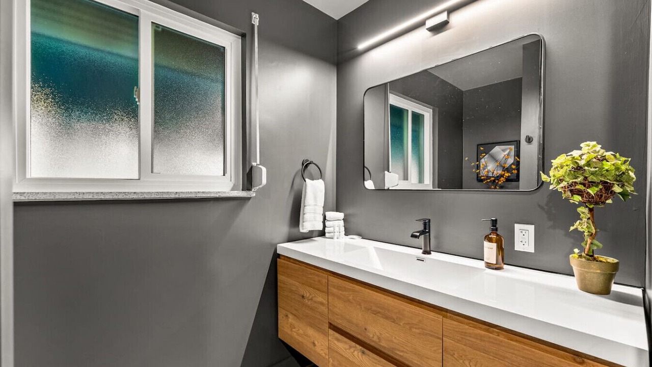 Photo of Bathroom in Scenic Heights