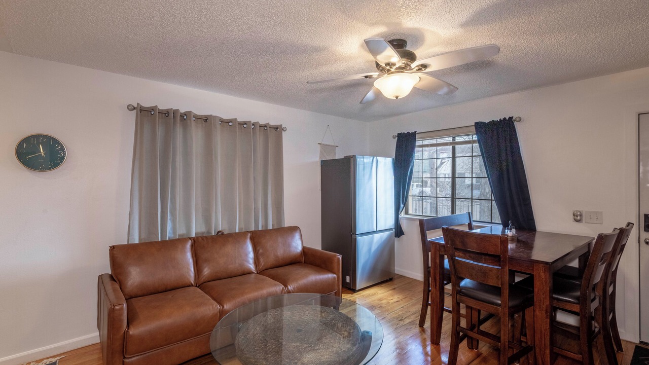 Photo of Livingroom in Washington Virginia Vale
