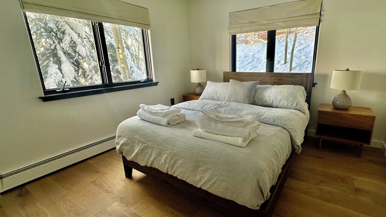Photo of Bedroom in Highland Meadows