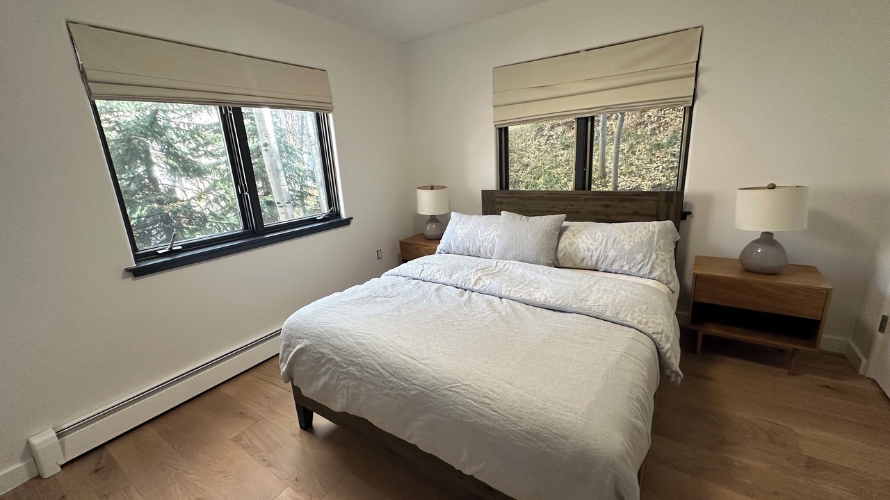 Photo of Bedroom in Highland Meadows