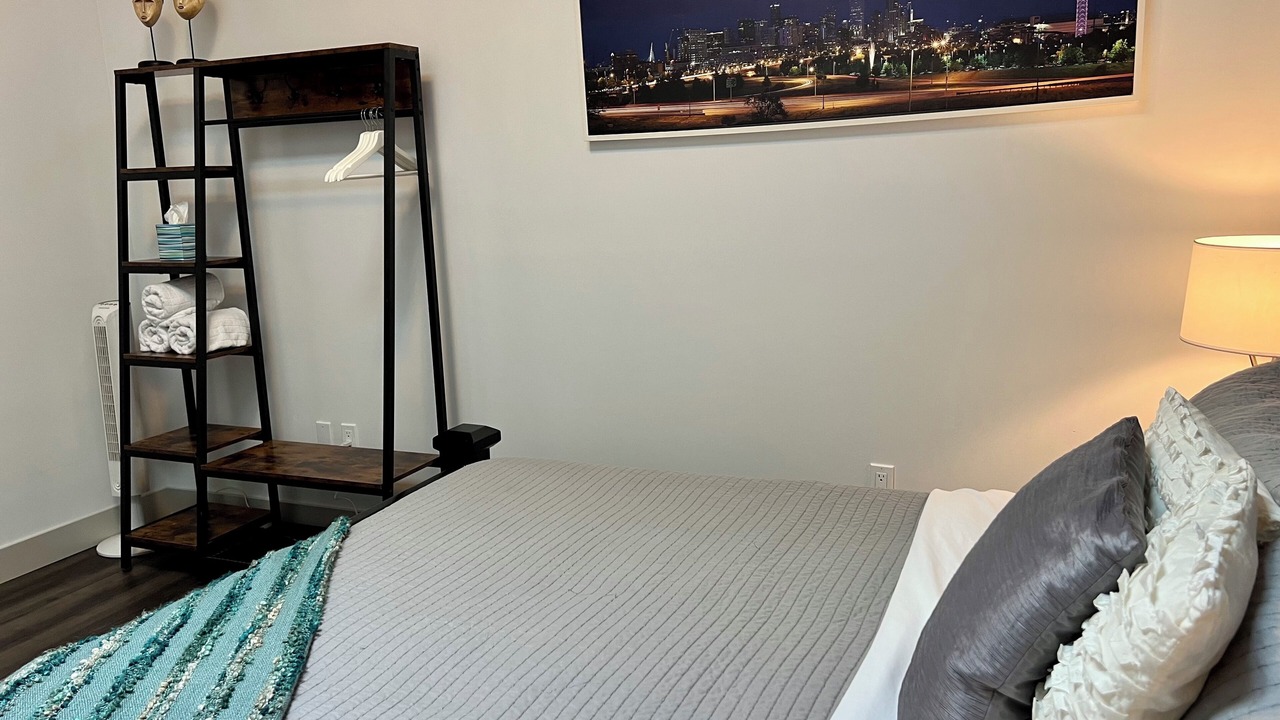 Photo of Bedroom in Ballpark