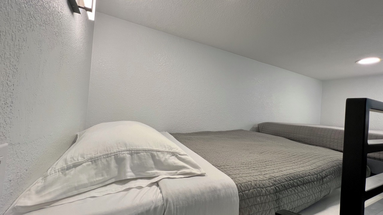 Photo of Bedroom in Ballpark