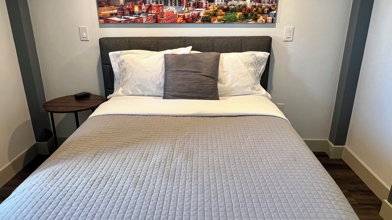 Photo of Bedroom in Ballpark
