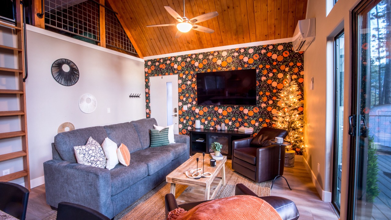 Photo of Livingroom in Los Ranchitos Estates