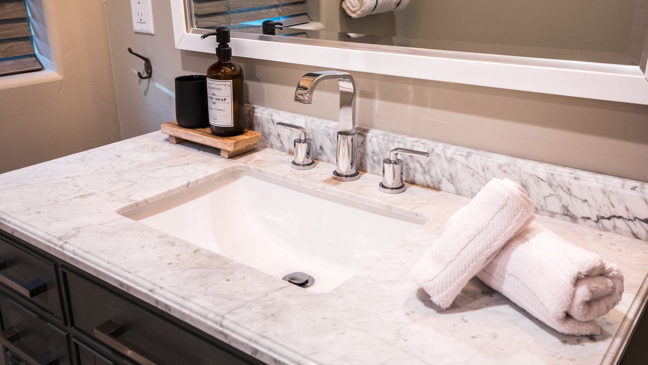 Photo of Bathroom in Los Ranchitos Estates