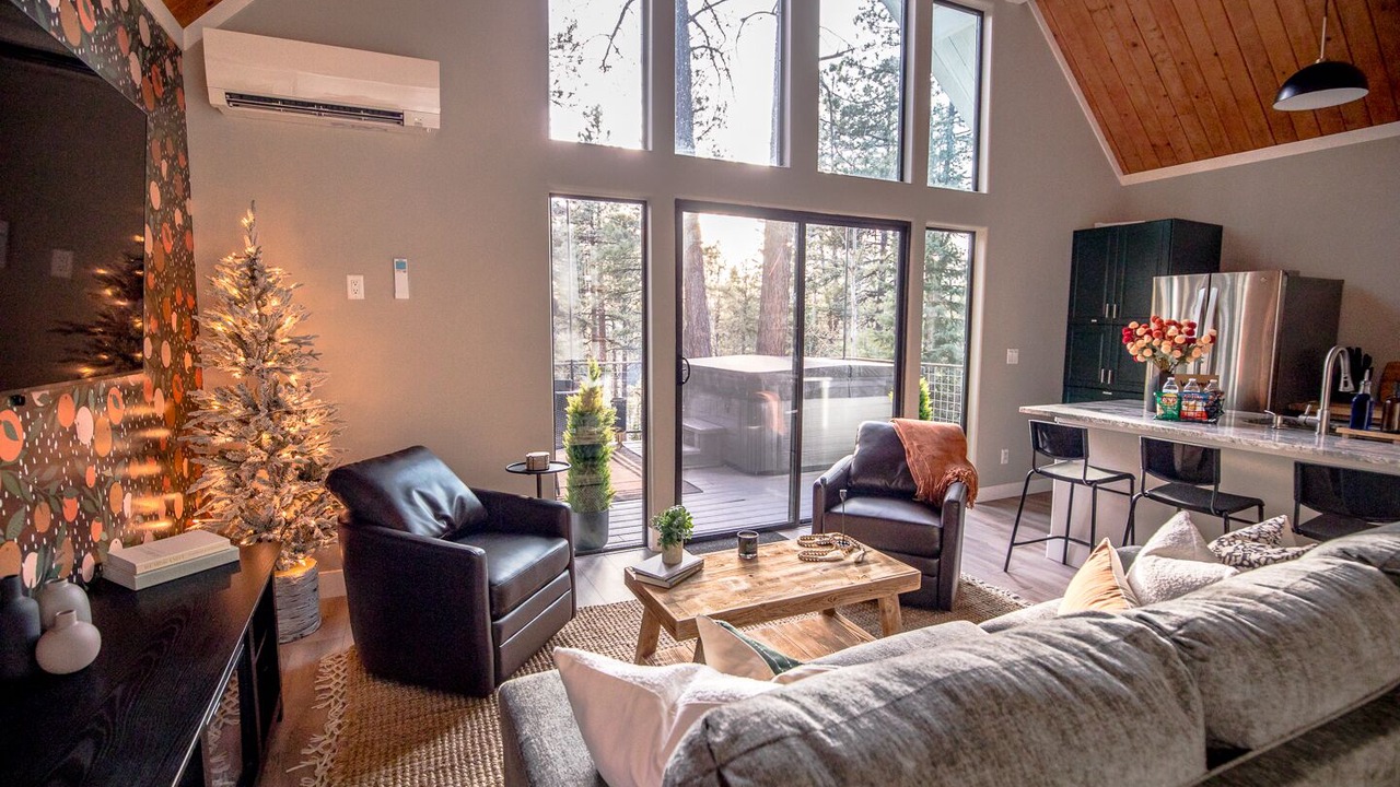 Photo of Livingroom in Los Ranchitos Estates