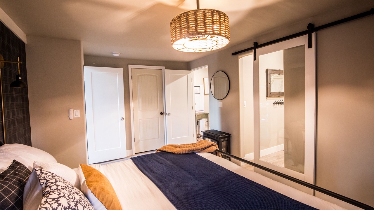 Photo of Bedroom in Los Ranchitos Estates