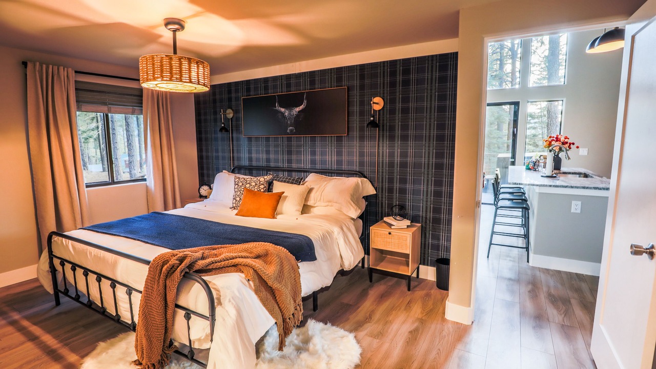 Photo of Bedroom in Los Ranchitos Estates