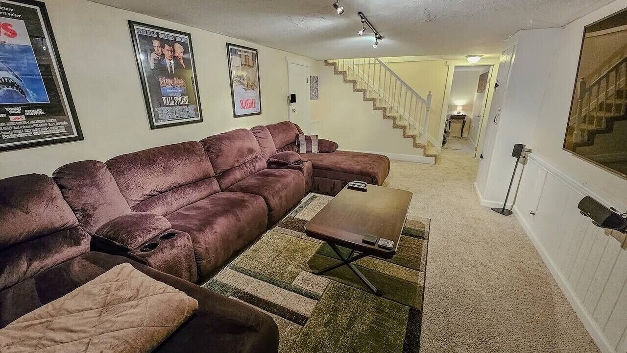 Photo of Livingroom in Hale