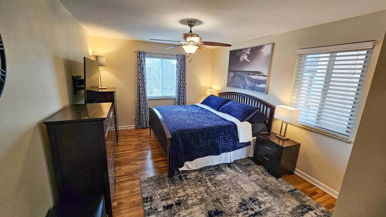 Photo of Bedroom in Hale
