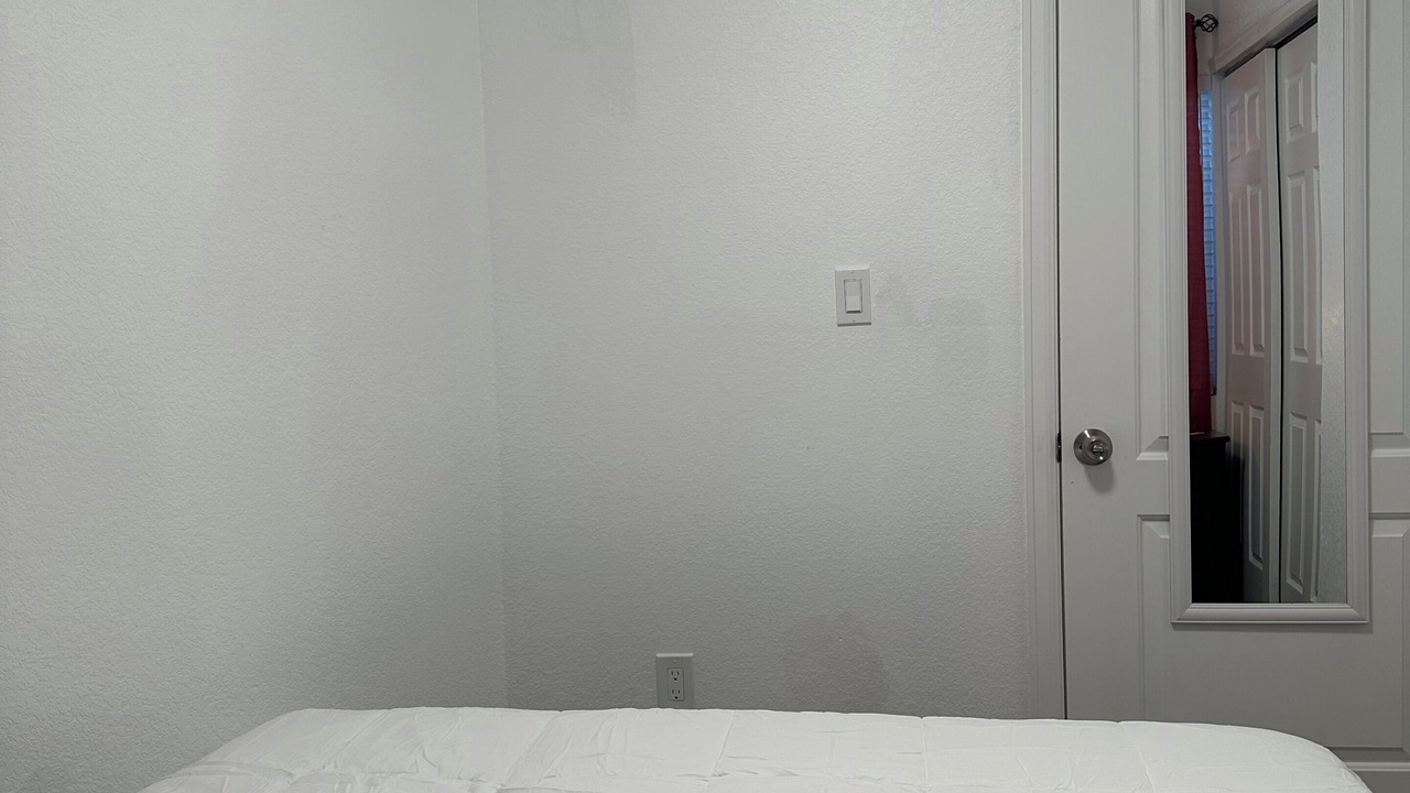 Photo of Bedroom in Aurora