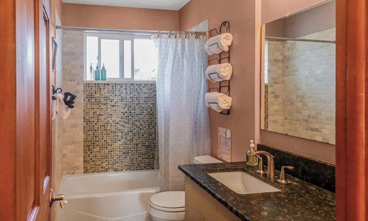 Photo of Bathroom in Rosedale