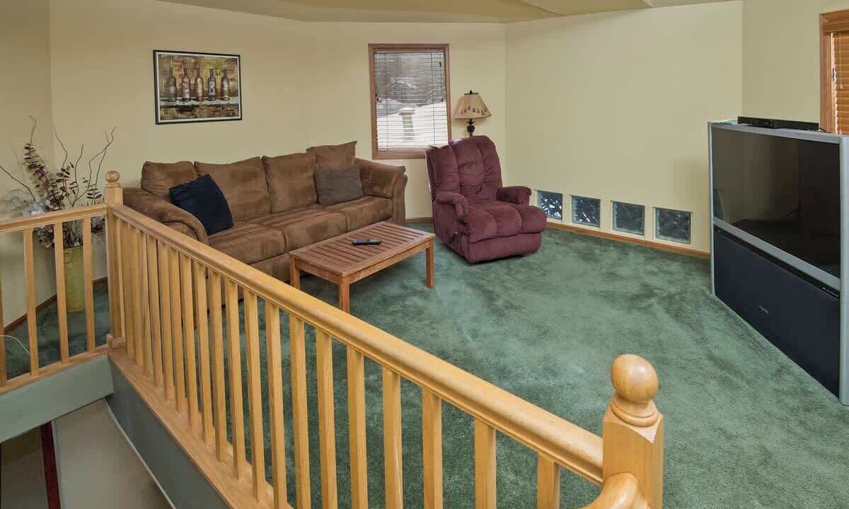 Photo of Bedroom in Highland Meadows