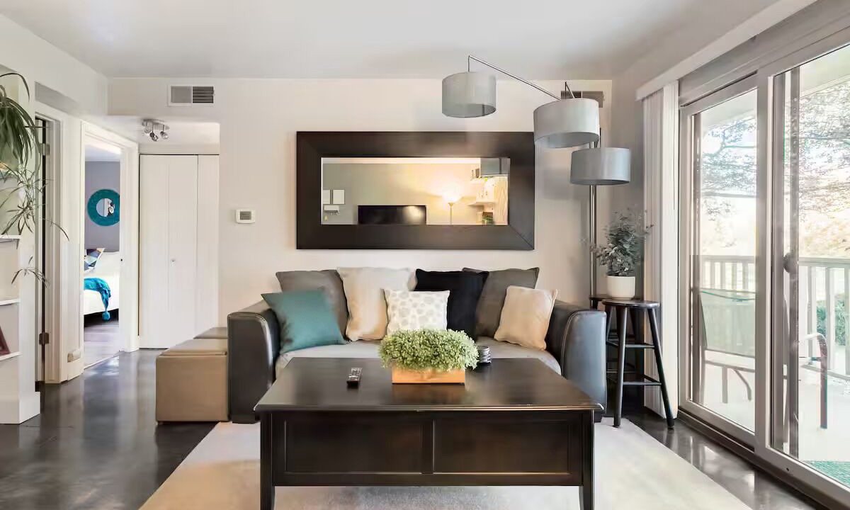 Photo of Livingroom in West Westminster
