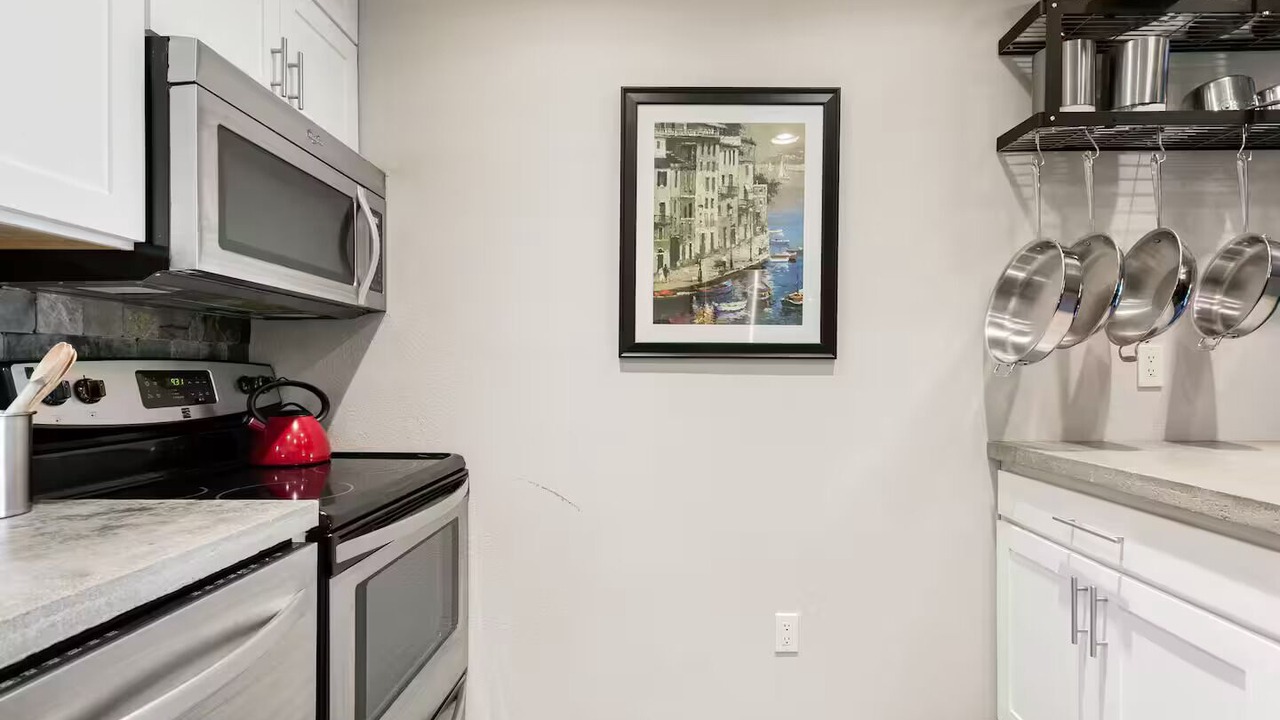Photo of Kitchen in West Westminster