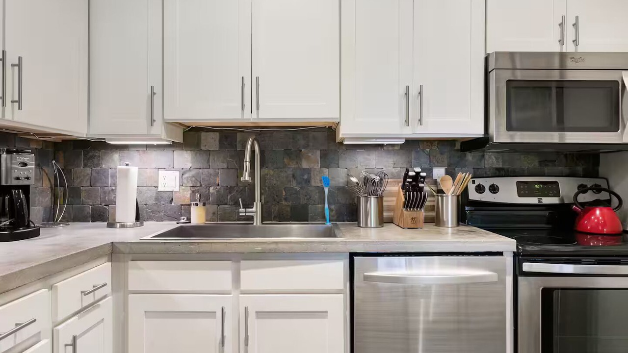 Photo of Kitchen in West Westminster