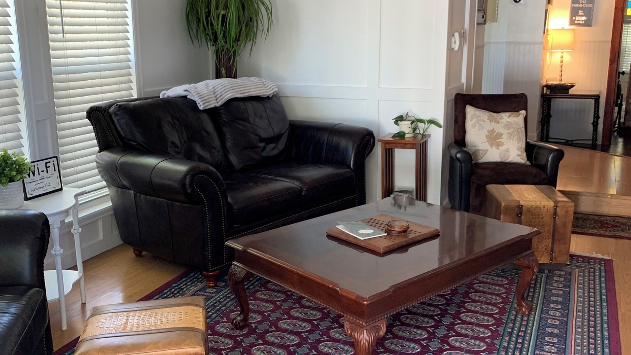 Photo of Livingroom in Southwest Colorado Springs