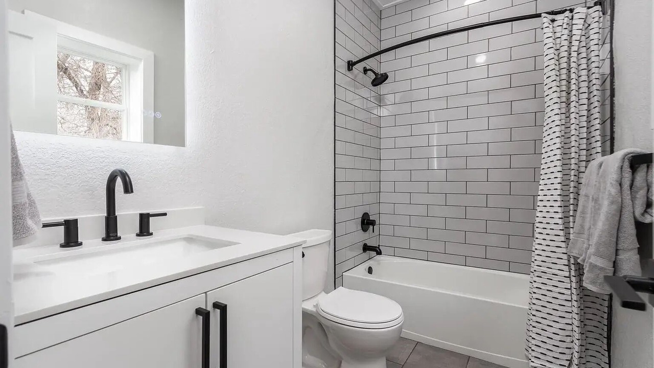 Photo of Bathroom in Pueblo
