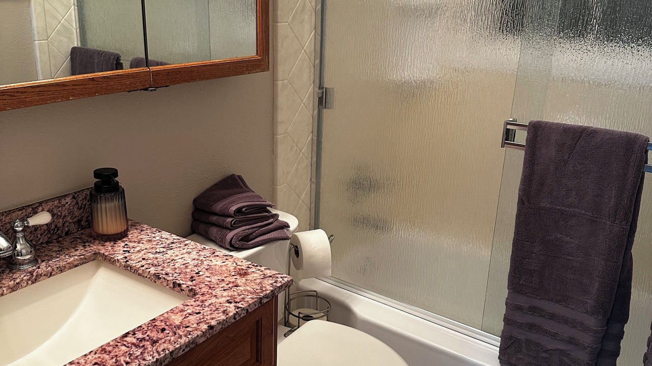 Photo of Bathroom in Village Seven