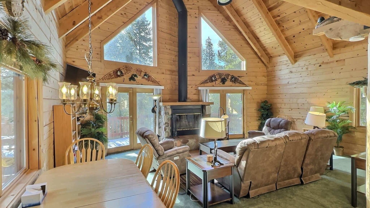 Photo of Livingroom in Leadville North
