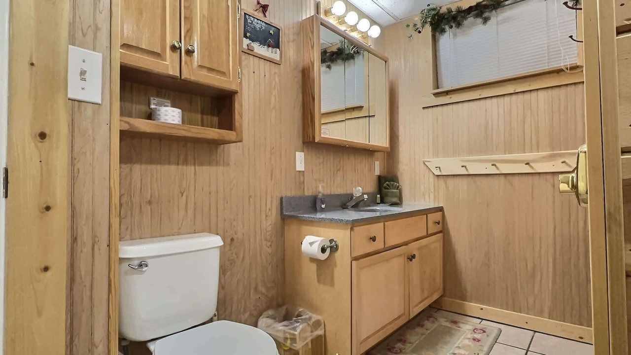 Photo of Bathroom in Leadville North
