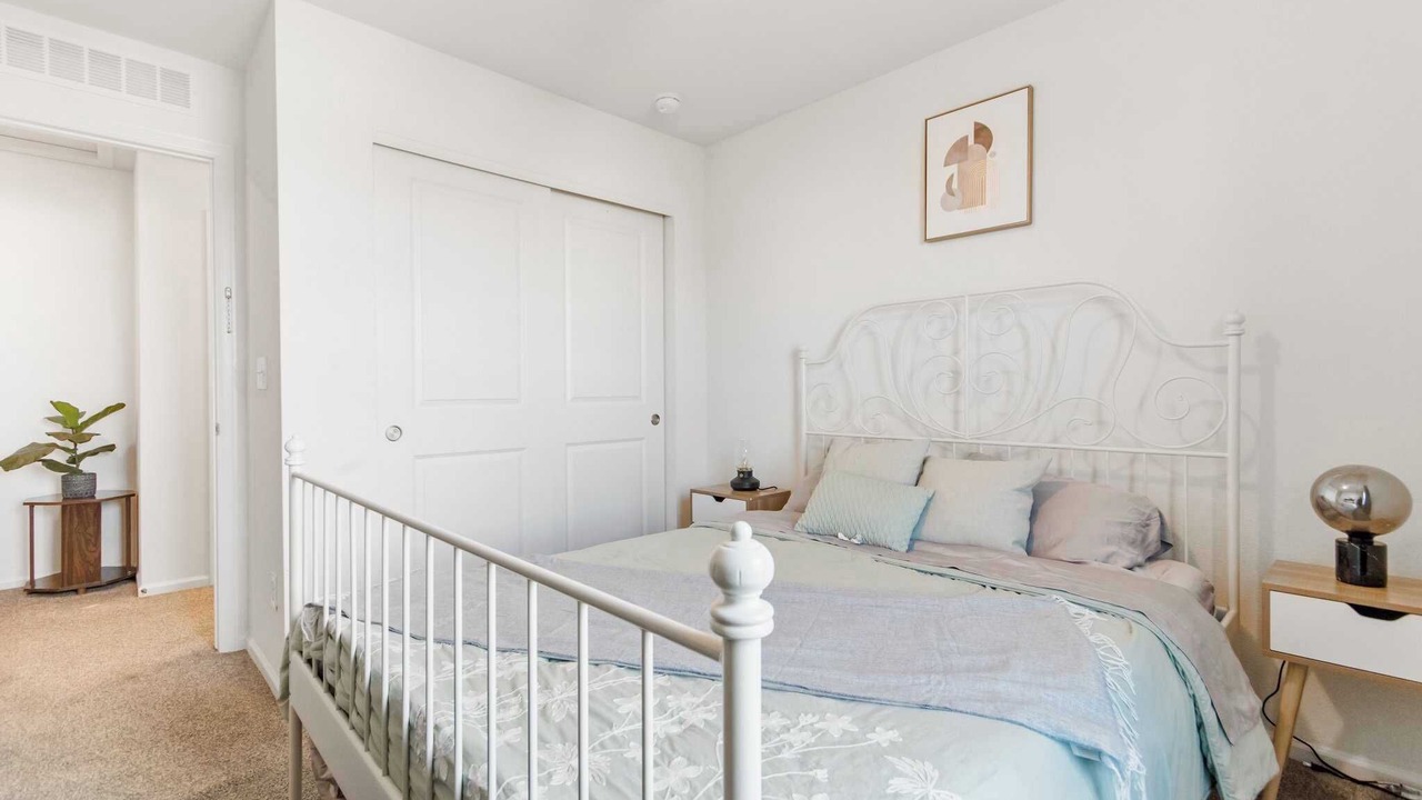 Photo of Bedroom in Aurora