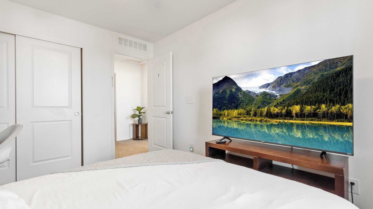 Photo of Bedroom in Aurora