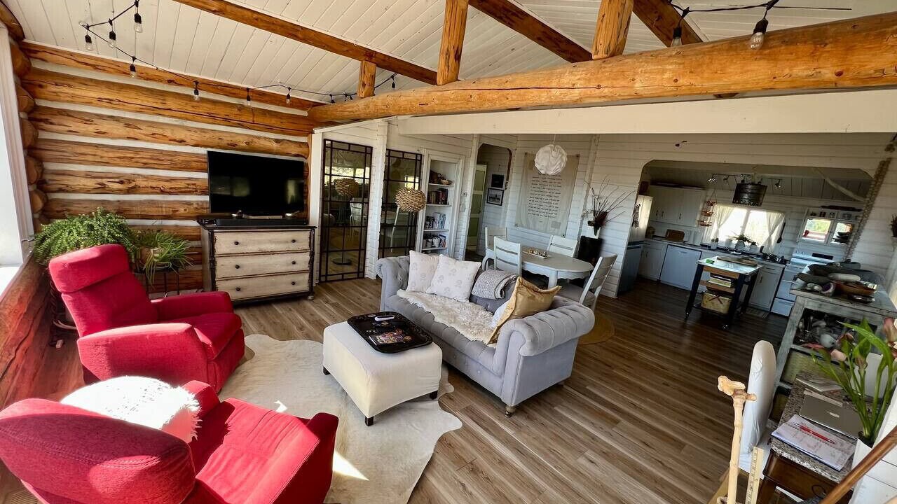 Photo of Livingroom in Missouri Heights
