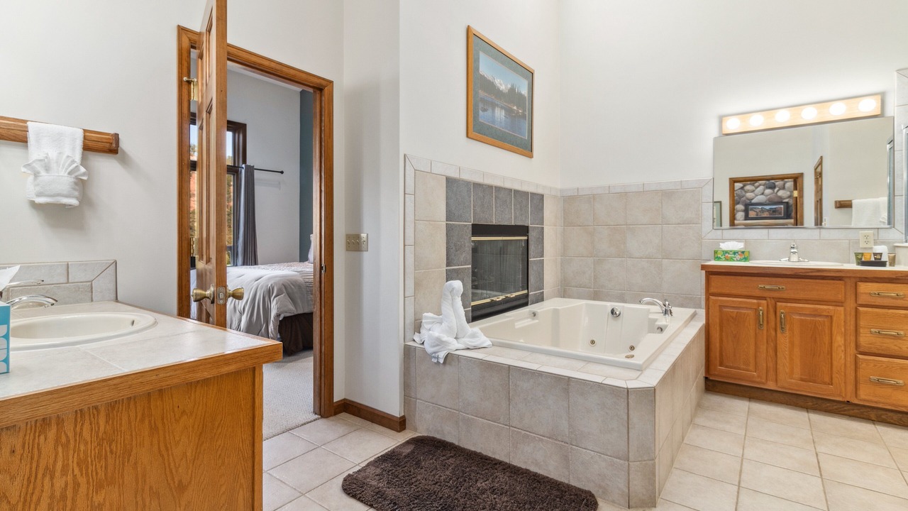 Photo of Bathroom in Aspen Brook