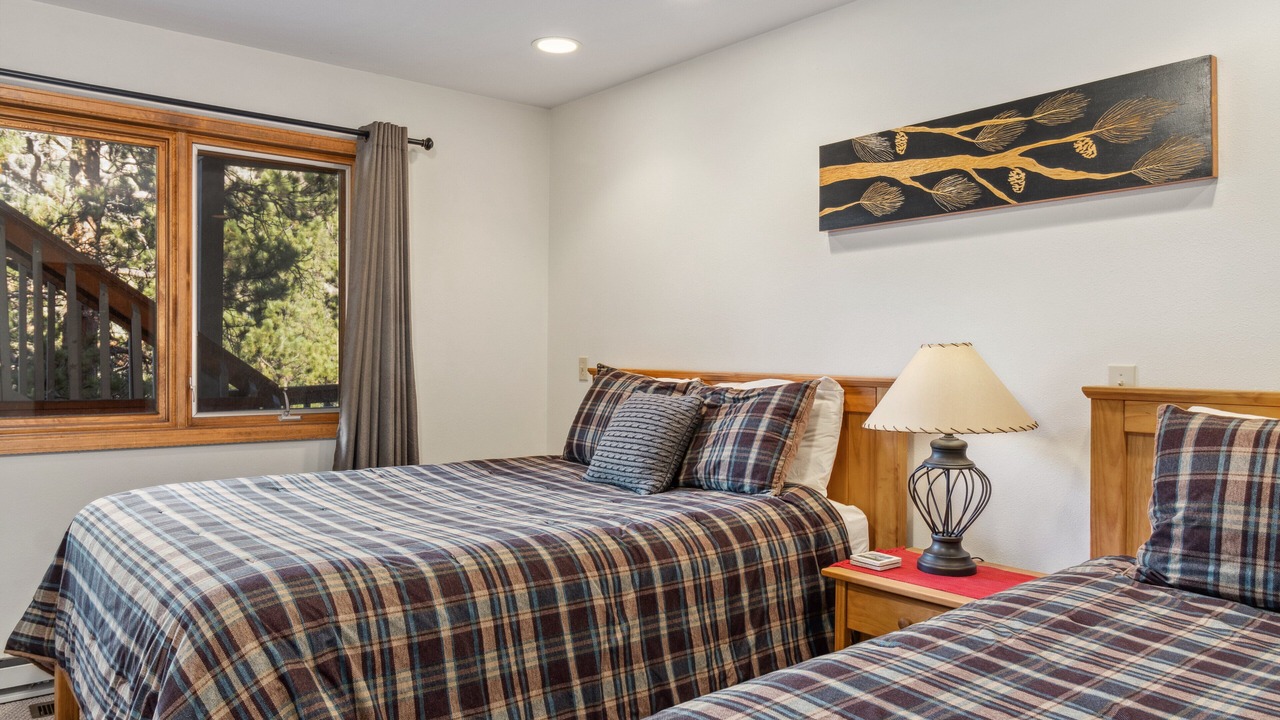 Photo of Bedroom in Aspen Brook