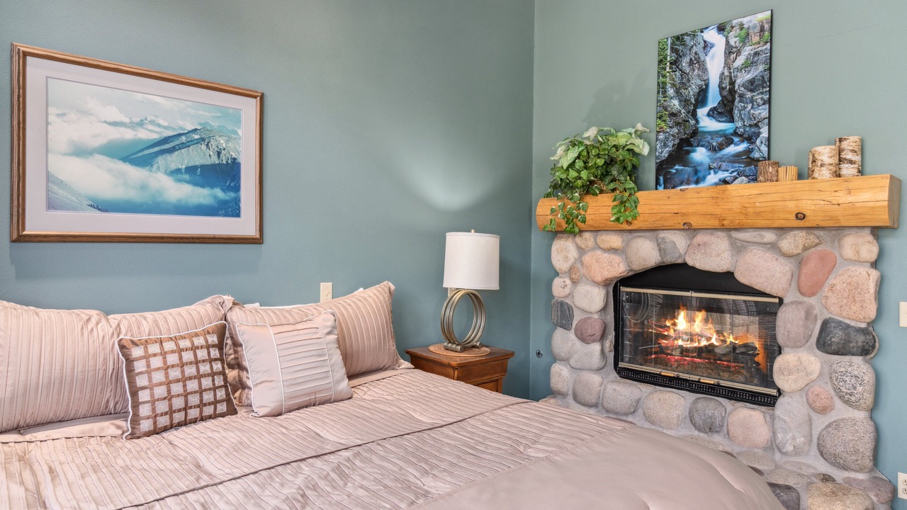 Photo of Bedroom in Aspen Brook