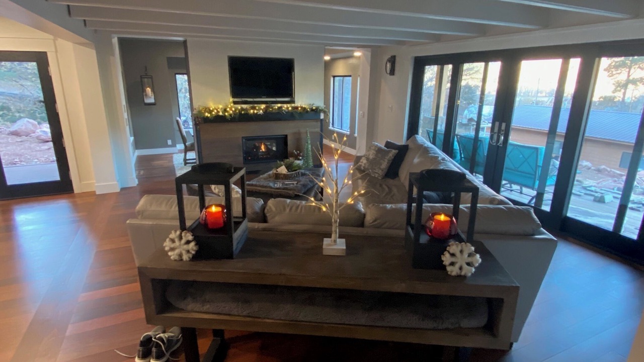 Photo of Livingroom in Trimble
