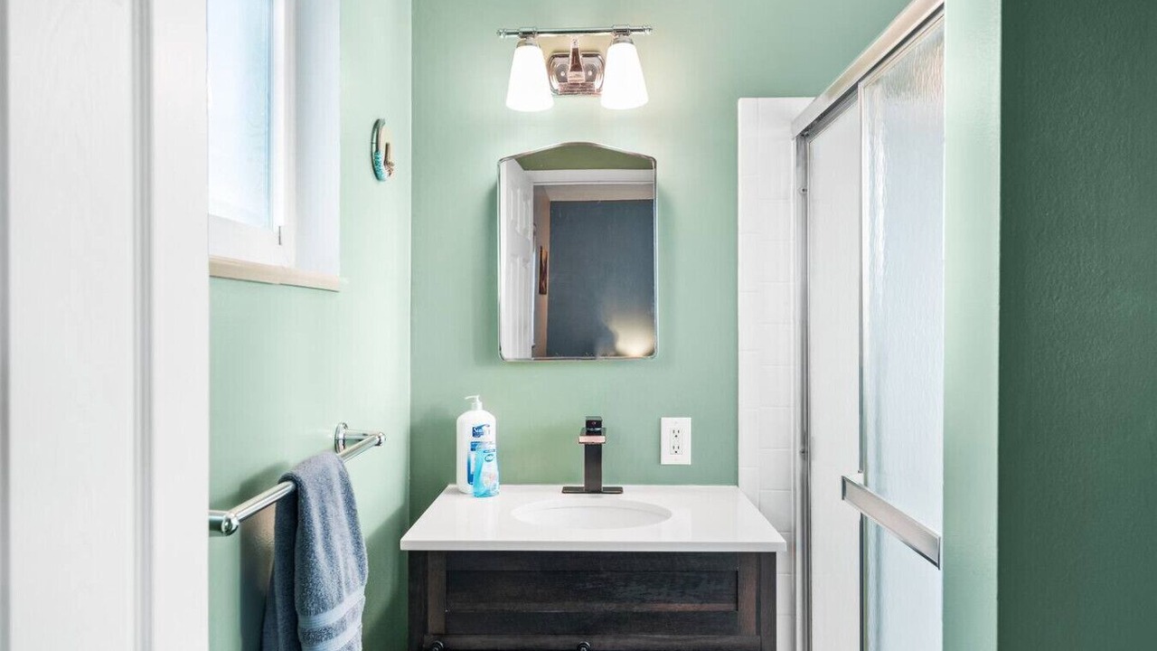 Photo of Bathroom in Alta Vista Area