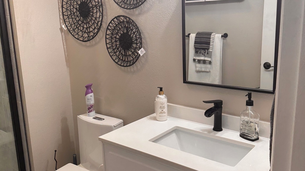Photo of Bathroom in Delta