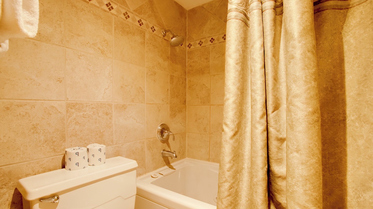 Photo of Bathroom in Rendezvous