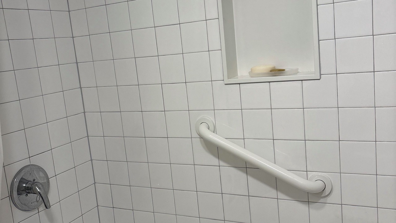 Photo of Bathroom in Goss - Grove