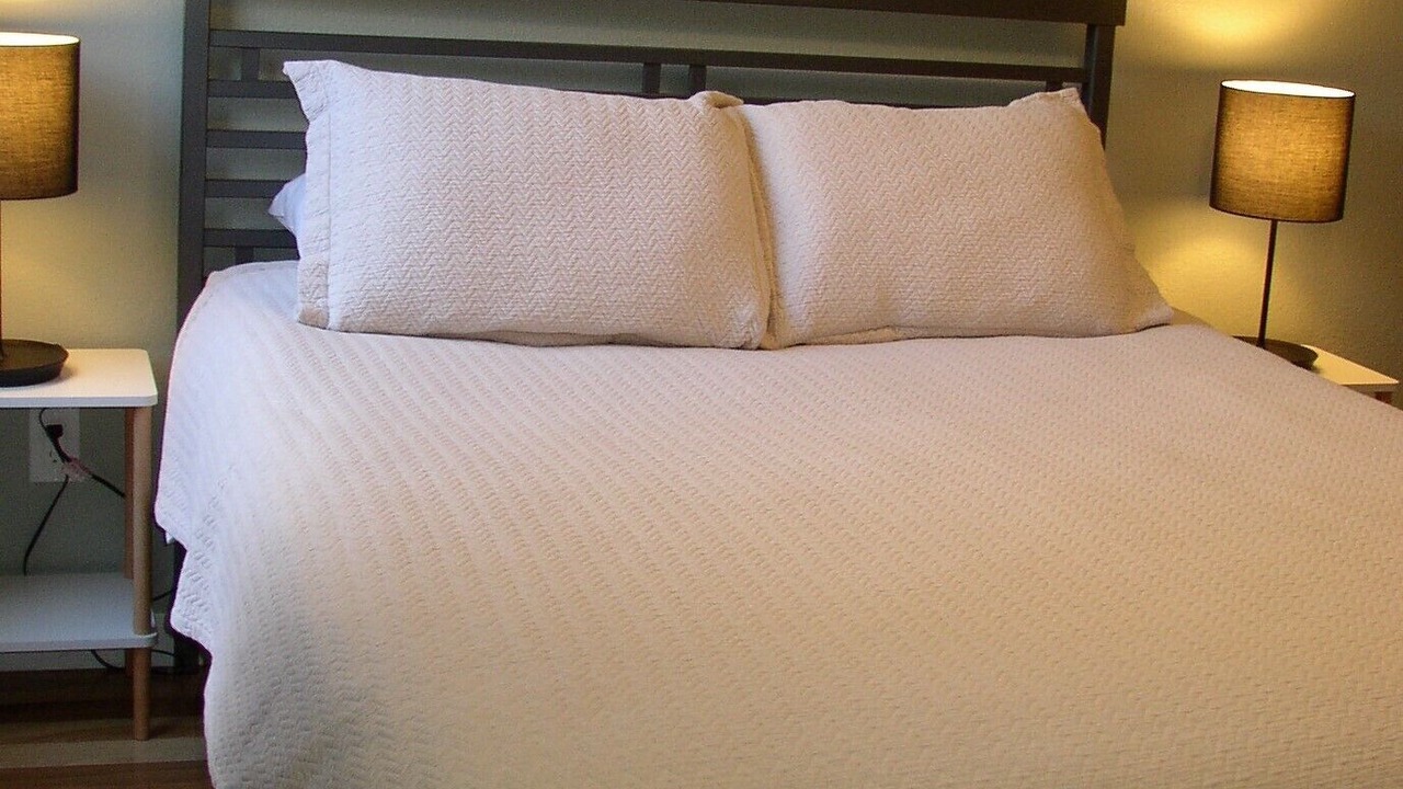 Photo of Bedroom in Goss - Grove