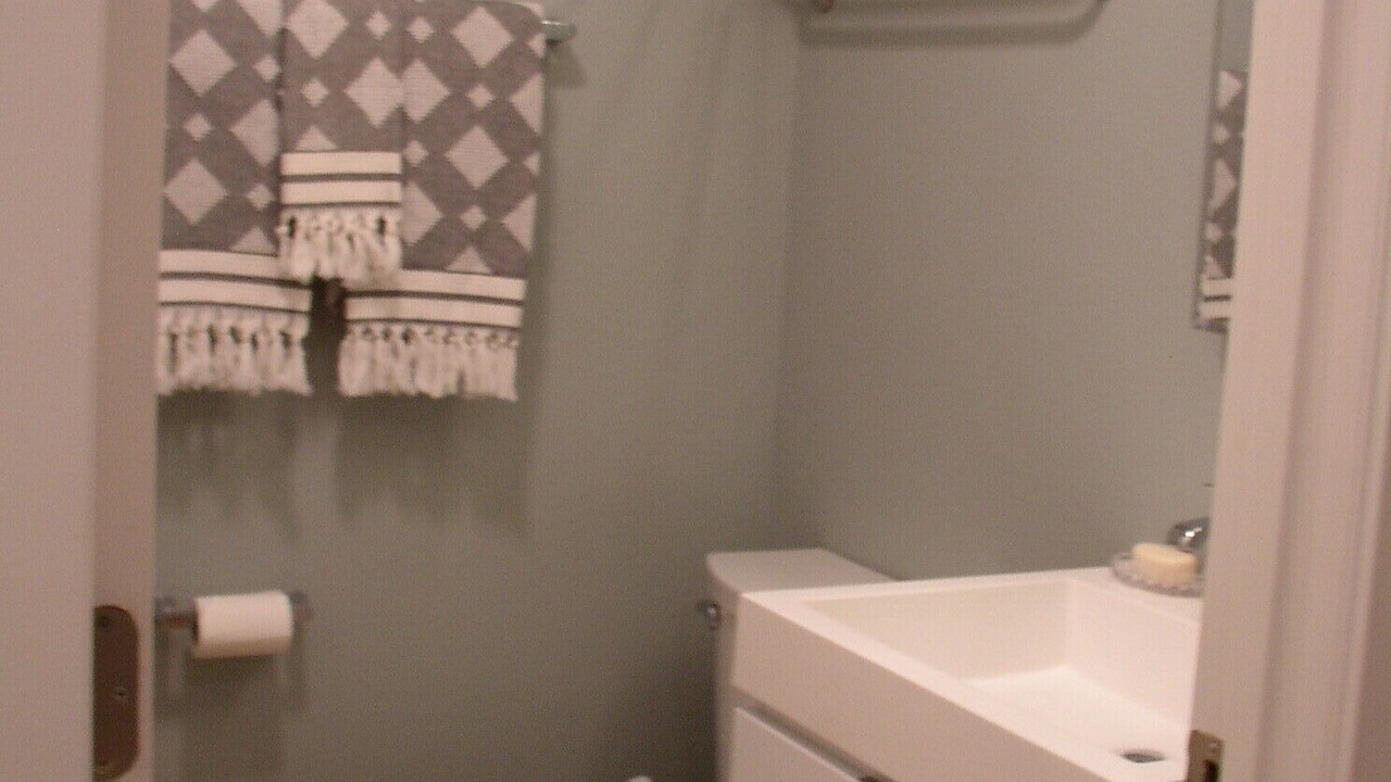 Photo of Bathroom in Goss - Grove