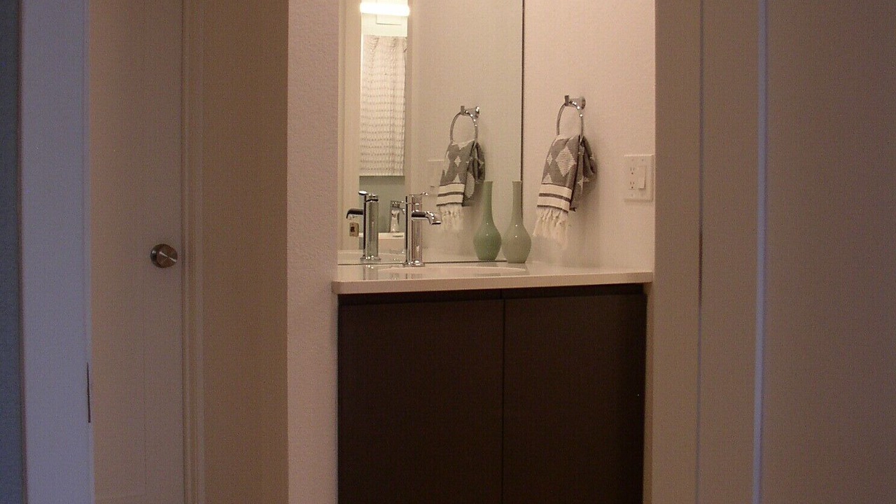 Photo of Bathroom in Goss - Grove