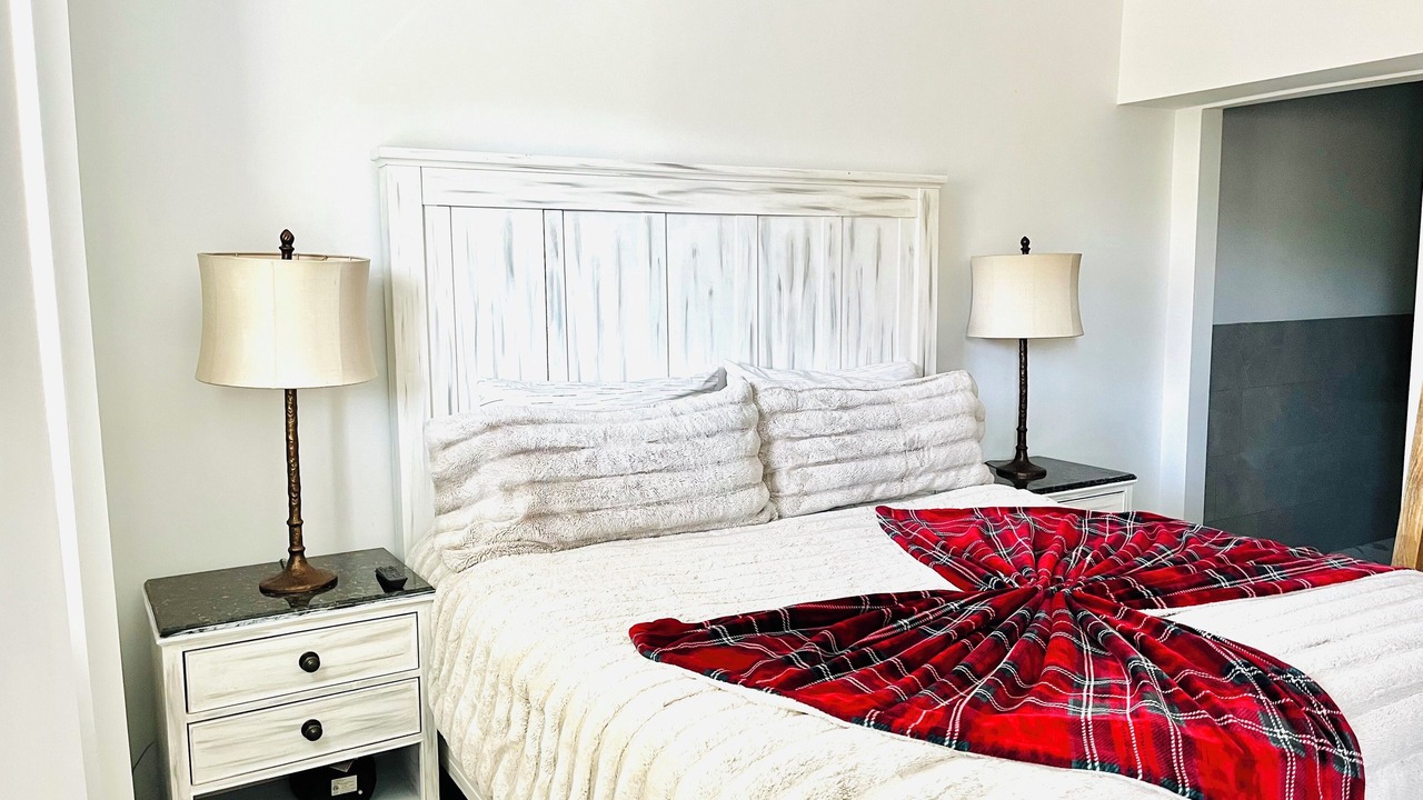 Photo of Bedroom in Glenwood Springs