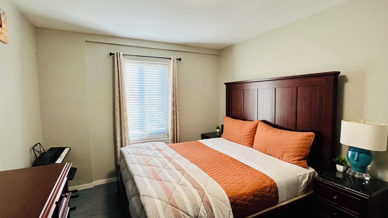 Photo of Bedroom in Glenwood Springs