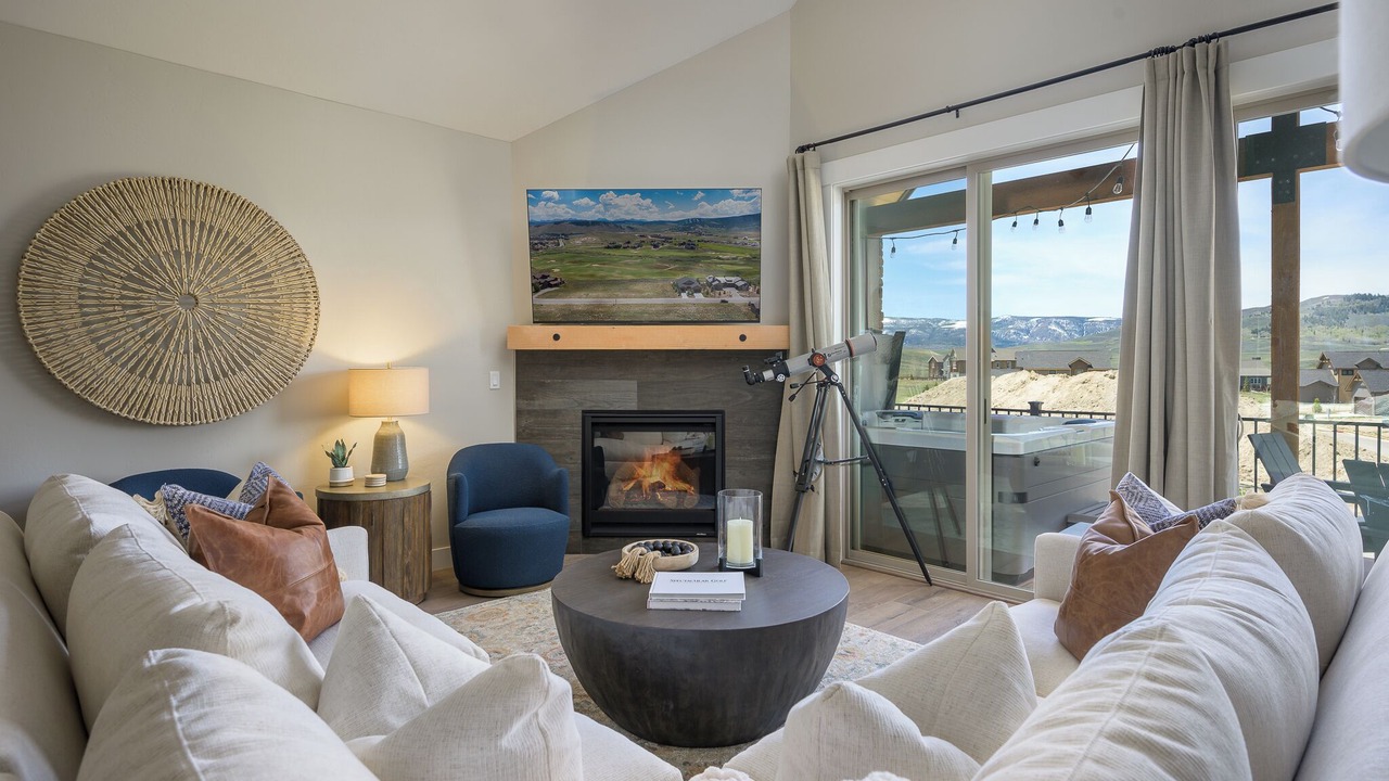 Photo of Livingroom in Grand Elk Ranch