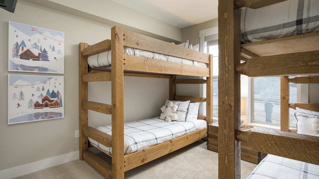 Photo of Bedroom in Grand Elk Ranch