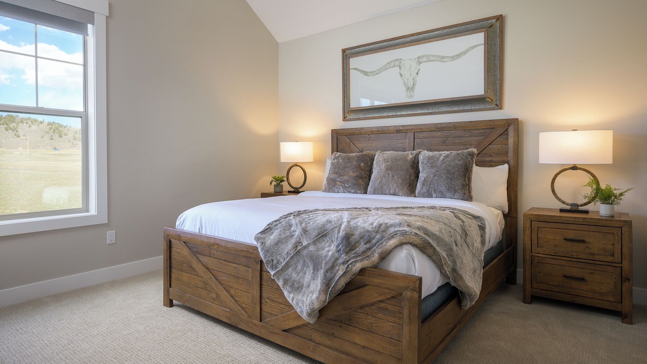 Photo of Bedroom in Grand Elk Ranch